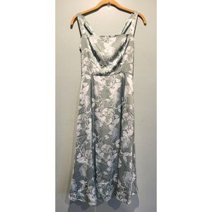 New Hutch Sage Green Floral Satin Fit And Flare Midi Sundress Sz 4
